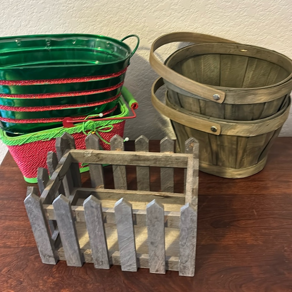 Assorted Christmas/holiday gift baskets and bins